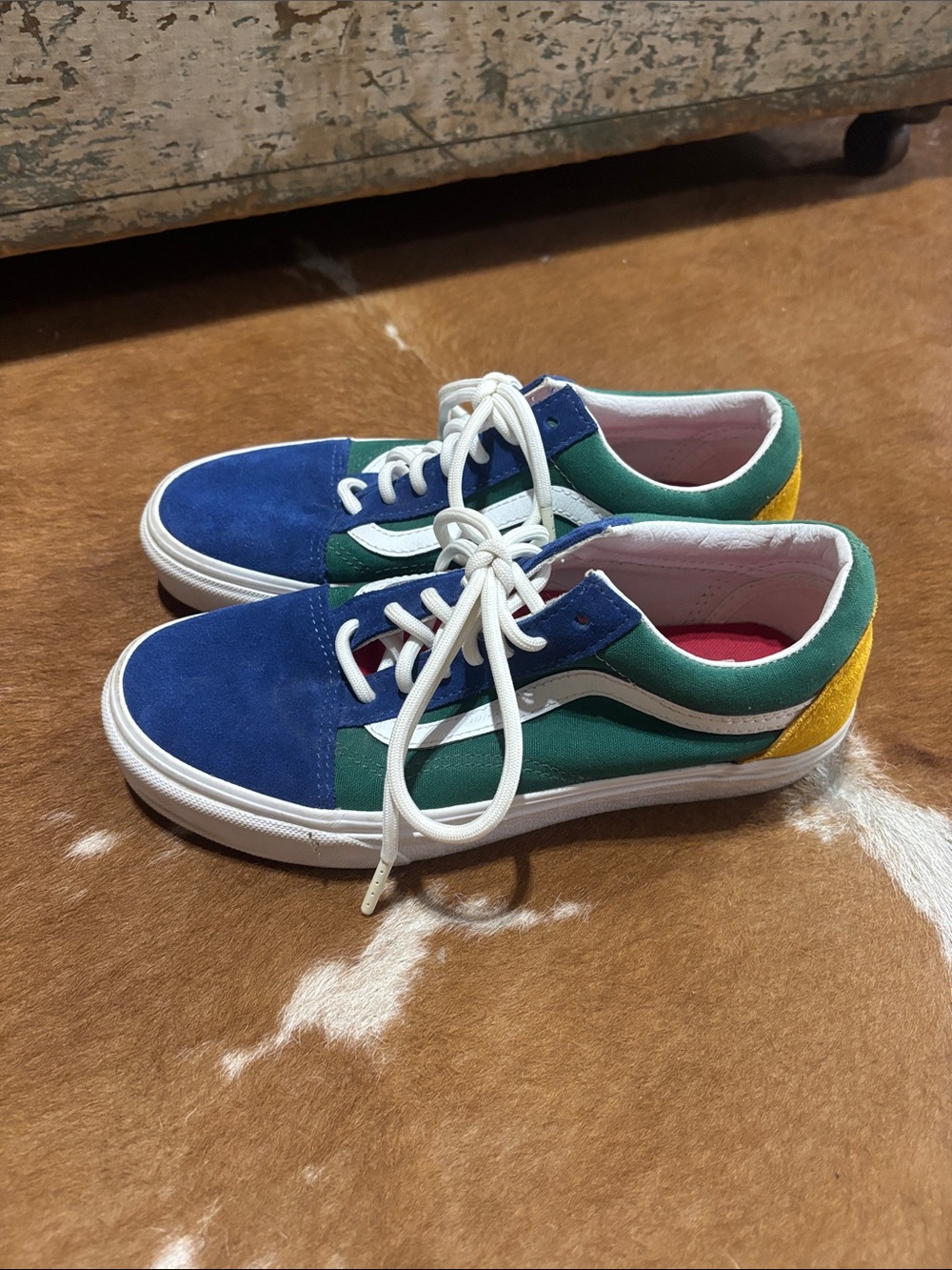 Women’s Multicolor Lace-Up Casual Sneakers - Blue & Green